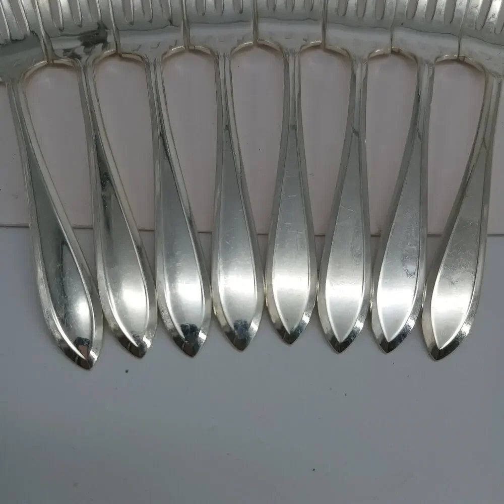 8X SF 1914 Patrician Silverplate Flatware COMMUNITY Salad Fork Oneida